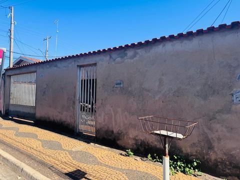 Casa à venda em Artur Nogueira, Jardim Planalto, com 3 quartos, com 156.59 m²