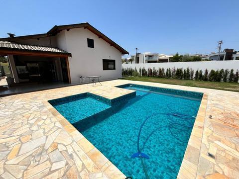 Casa à venda em Engenheiro Coelho, Residencial Recanto dos Pássaros, com 3 quartos, com 210 m²