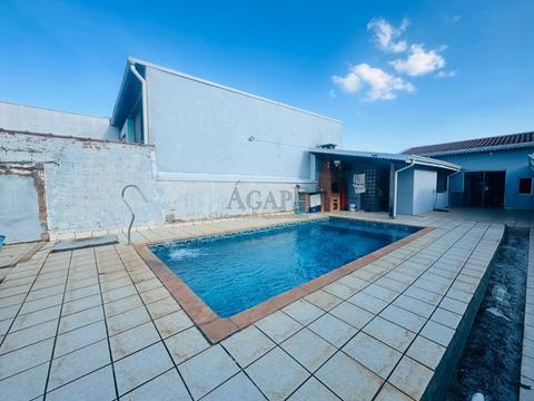 Casa à venda em Artur Nogueira, Parque das Laranjeiras, com 3 quartos, com 180.22 m²