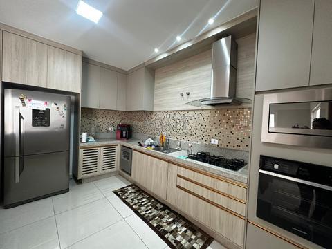 Sobrado à venda em Artur Nogueira, Jardim Bela Vista, com 3 quartos, com 350 m²