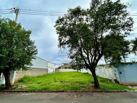Terreno à venda em Artur Nogueira, Centro, com 536.5 m²