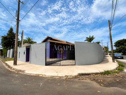 Casa à venda em Artur Nogueira, Jardim Rezek II, com 5 quartos, com 199 m²