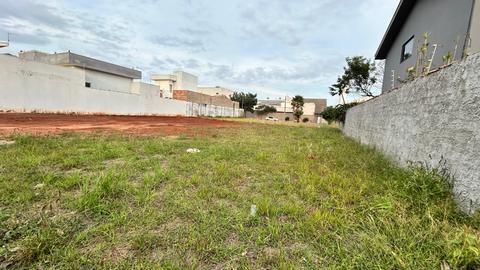 Terreno à venda em Artur Nogueira, Jardim Europa, com 300 m²