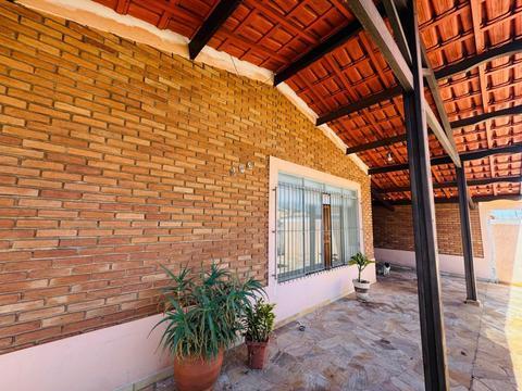 Casa à venda em Artur Nogueira, Jardim Rezek I, com 3 quartos, com 206 m²