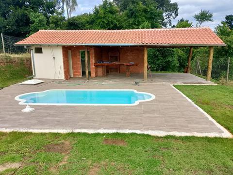 Chácara à venda em Limeira, Bairro dos Pires, com 1 quarto, com 1000 m²
