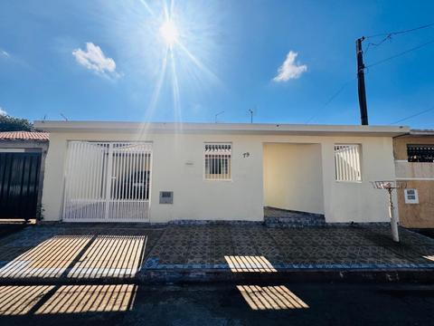 Casa à venda em Artur Nogueira, Jardim Leonor, com 2 quartos, com 155 m²